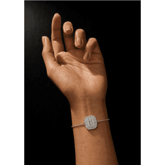 Discover Your True Elegance: A Guide to Styling Moissanite Jewelry