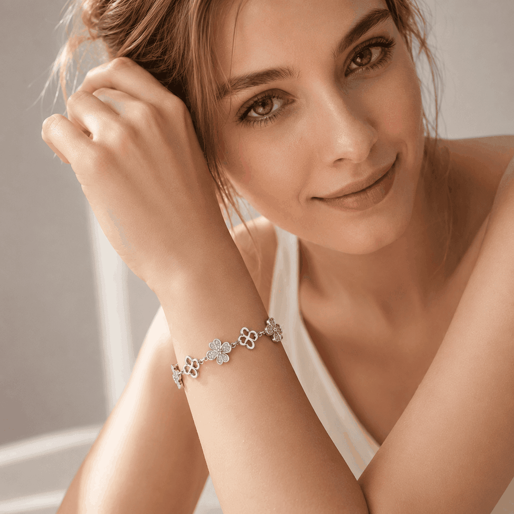 Lucky Clover Bracelet - 13 Charms - LEONREN Jewelry