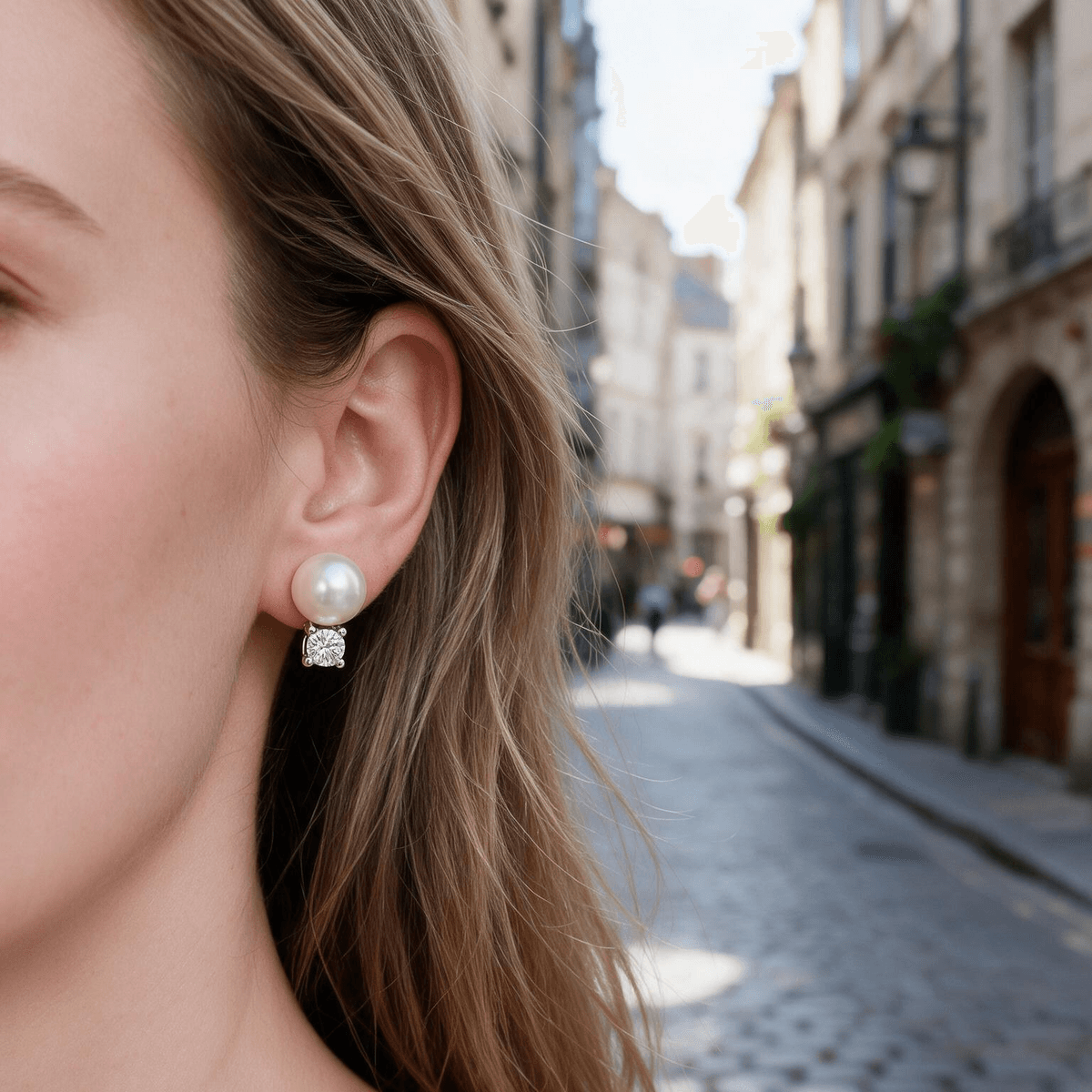 Luna Hug Shell Pearl & Moissanite Studs - LEONREN Jewelry