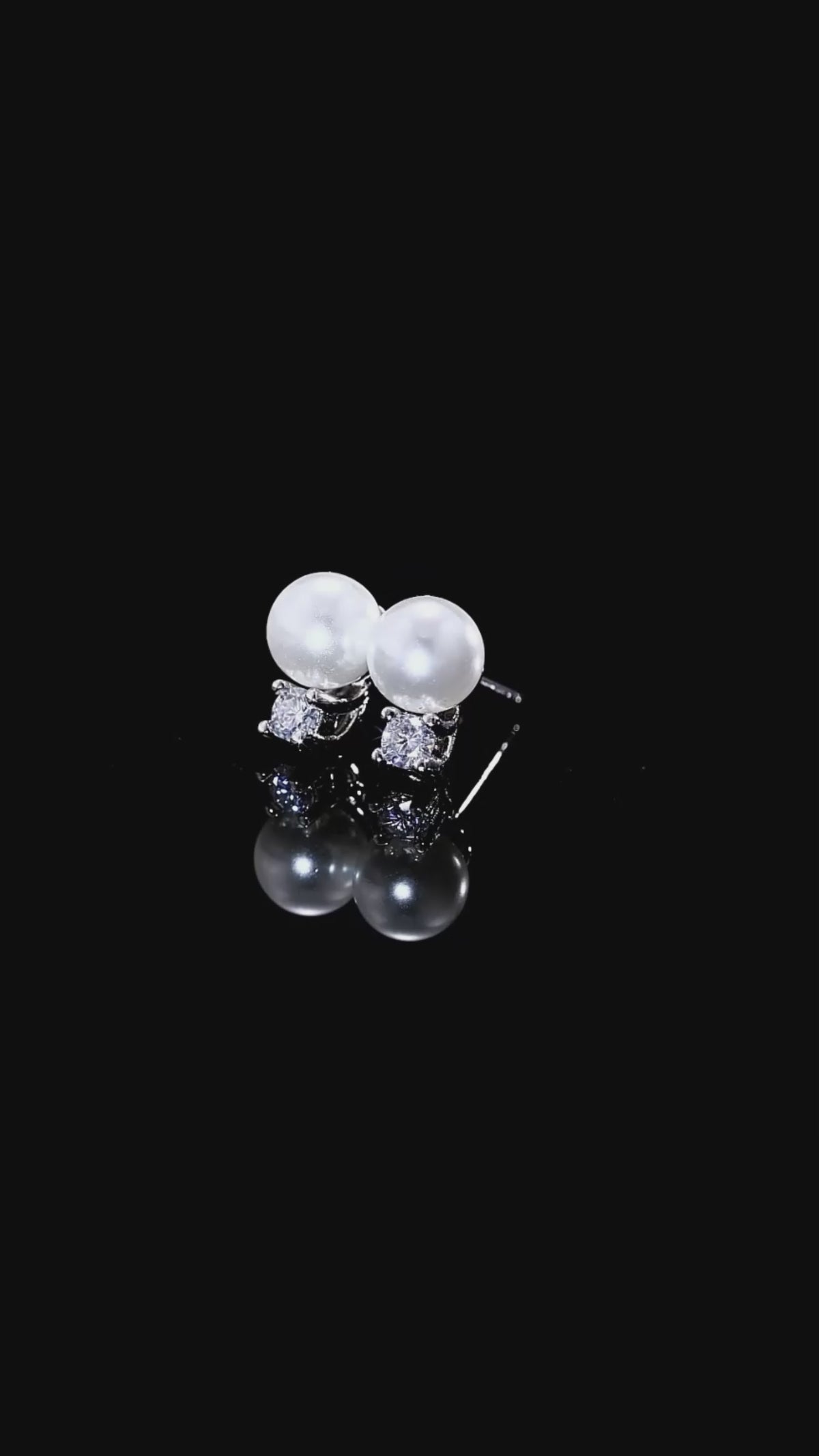 Luna Hug Pearl Stud Earrings - 925 Sterling Silver Moissanite Pearl Earrings